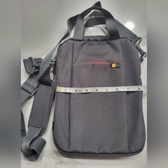 Case Logic mini laptop bag - Picture 11 of 12